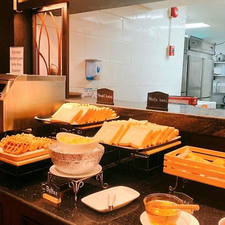 Manhattan Hotel بانكوك المظهر الخارجي الصورة