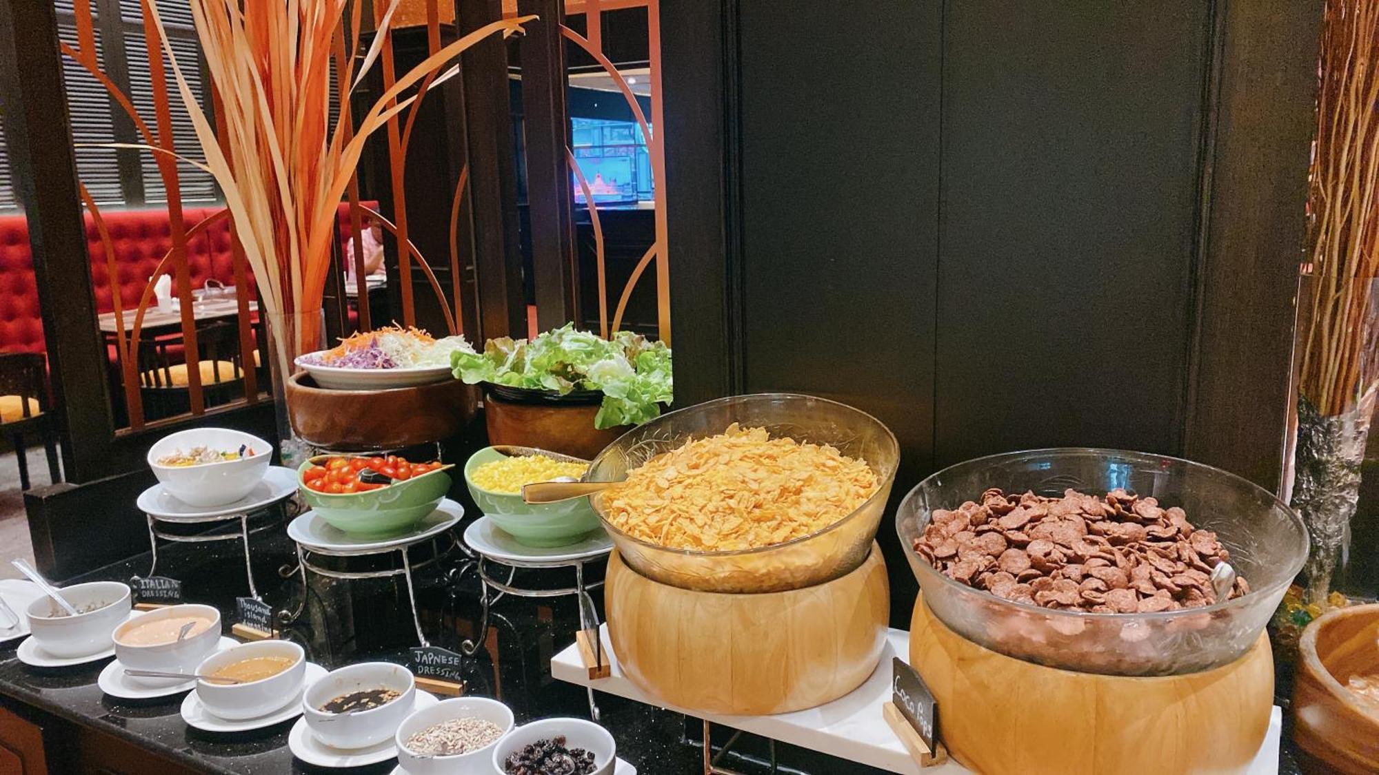 Manhattan Hotel بانكوك المظهر الخارجي الصورة